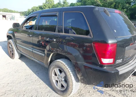 2007 Jeep Grand Cherokee Laredo из США, поврежденный, VIN 1J8HR48P27C590060